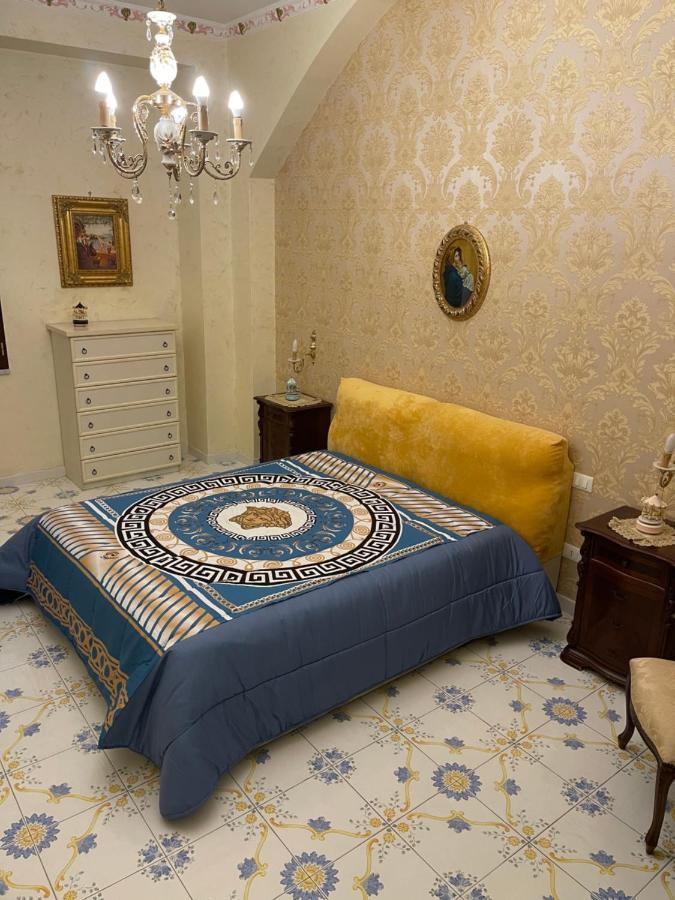 Al Centro Storico Home Неаполь Экстерьер фото